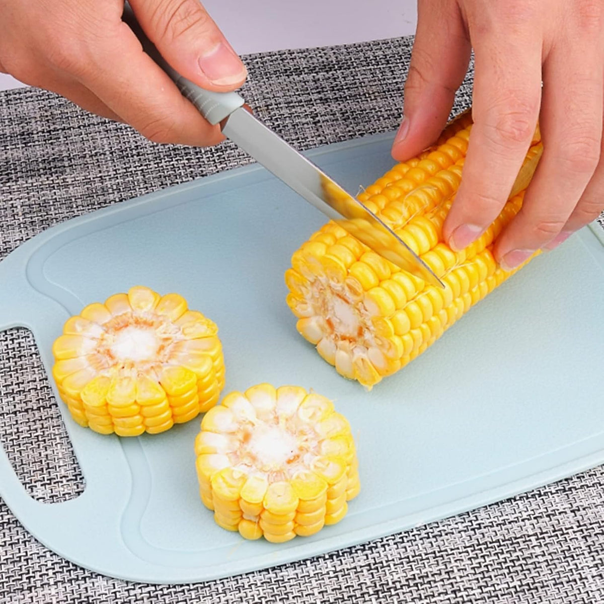 5709